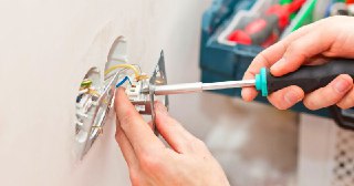Электромонтажные работы Нижнекамск цена 472 руб Электрика под ключ
